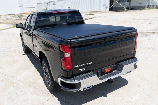 Soft Roll Up Bed Cover  | 6'7" Bed | Chevy/GMC Sierra 1500 (19-26)/Silverado 1500 (19-26)