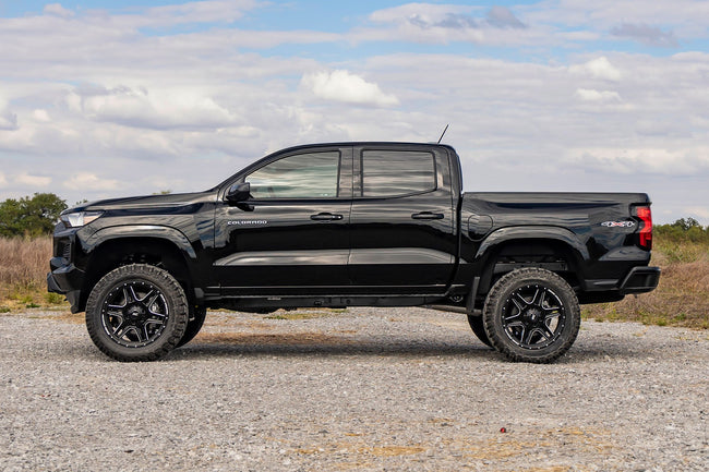 Rough Country 4 Inch Lift Kit | M1 Struts | Chevy/GMC Canyon/Colorado 4WD (2023-2024)