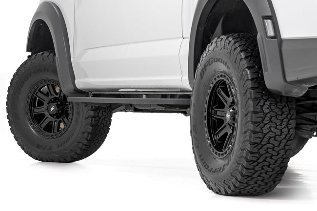 Rough Country 84 Series Wheel | Gloss Black | 18x8.5 | 6x135 | +0mm - The Suspension Specialists