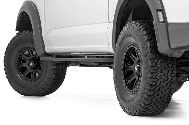 Rough Country 84 Series Wheel | Gloss Black | 17x8.5 | 6x135 | +0mm - The Suspension Specialists