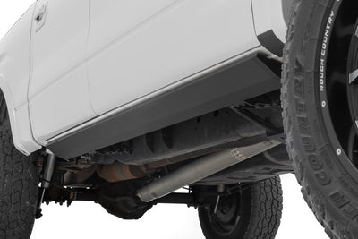 Rough Country Power Running Boards | Dual Electric Motor | Crew Cab | Ford F-150 (09-14) - The Suspension Specialists