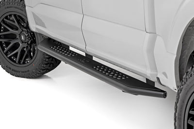 Rough Country OV2 Running Boards | Side Step Bars | Crew Cab | Ford F-150/Lightning/F-250/F-350 (15-25) - The Suspension Specialists