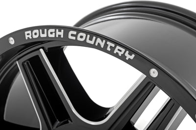 Rough Country 92 Series Wheel | Machined One-Piece | Gloss Black | 18x9 | 6x135 | +0mm - The Suspension Specialists