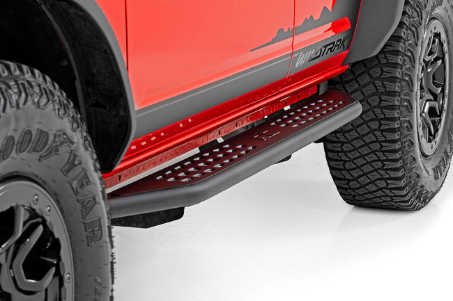 Rough Country OV2 Running Boards | Side Step Bars | 4-Door | Ford Bronco 4WD (2021-2025) - The Suspension Specialists