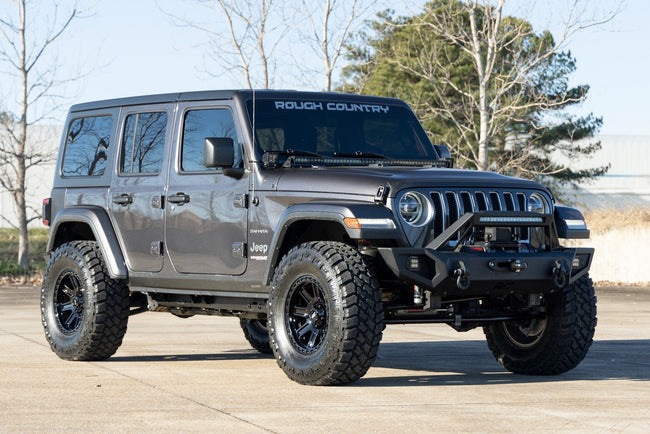 Rough Country 84 Series Wheel | Gloss Black | 17x8.5 | 5x5 | +0mm - The Suspension Specialists