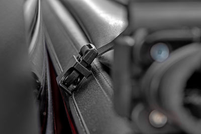 Soft Tri-Fold Bed Cover | 5' Bed | Jeep Gladiator JT 4WD (2020-2025)