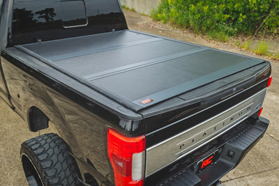 Hard Low Profile Bed Cover | 6'10" Bed | Ford F-250/F-350 Super Duty (17-26) - The Suspension Specialists