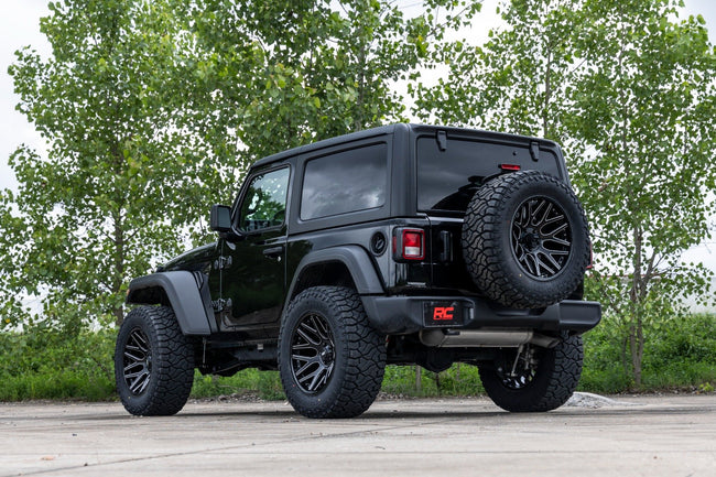 Rough Country 95 Series Wheel | Machined One-Piece | Gloss Black | 20x10 | 5x5 | -19mm - The Suspension Specialists