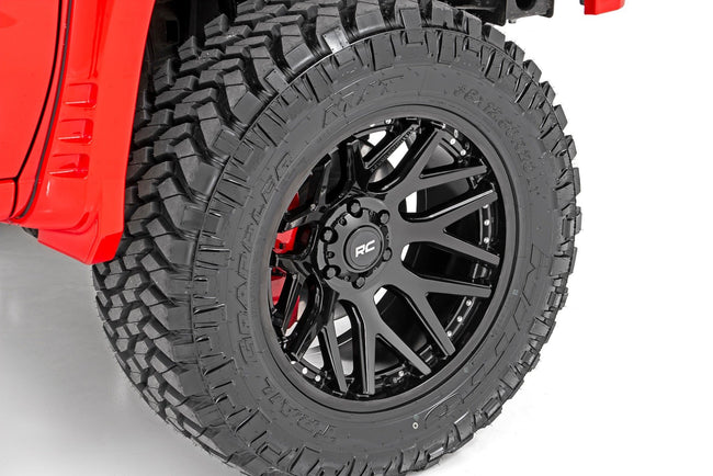 Rough Country 95 Series Wheel | One-Piece | Gloss Black | 20x10 | 5x5 | -19mm - The Suspension Specialists