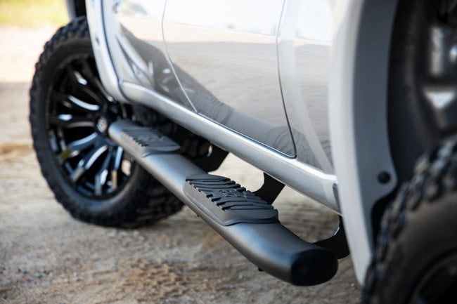 Oval Nerf Step | Crew Cab | Chevy/GMC 1500/2500HD/3500HD (19-26 & Refresh)